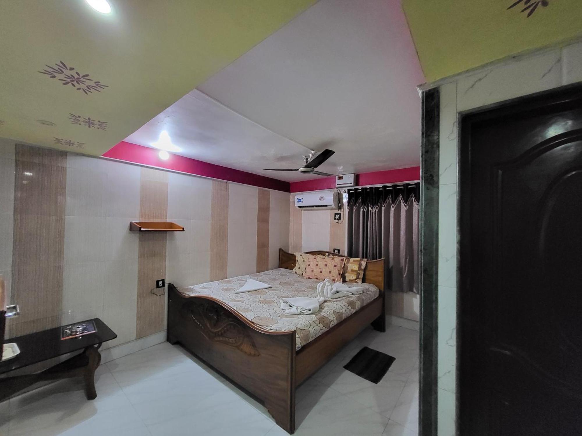 Abhishek Inn 디가 외부 사진