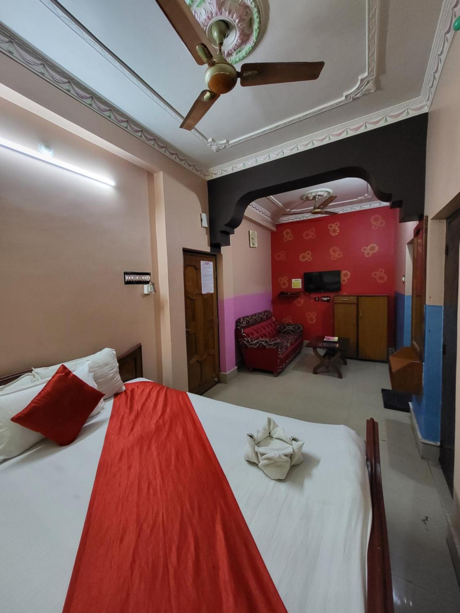Abhishek Inn 디가 외부 사진