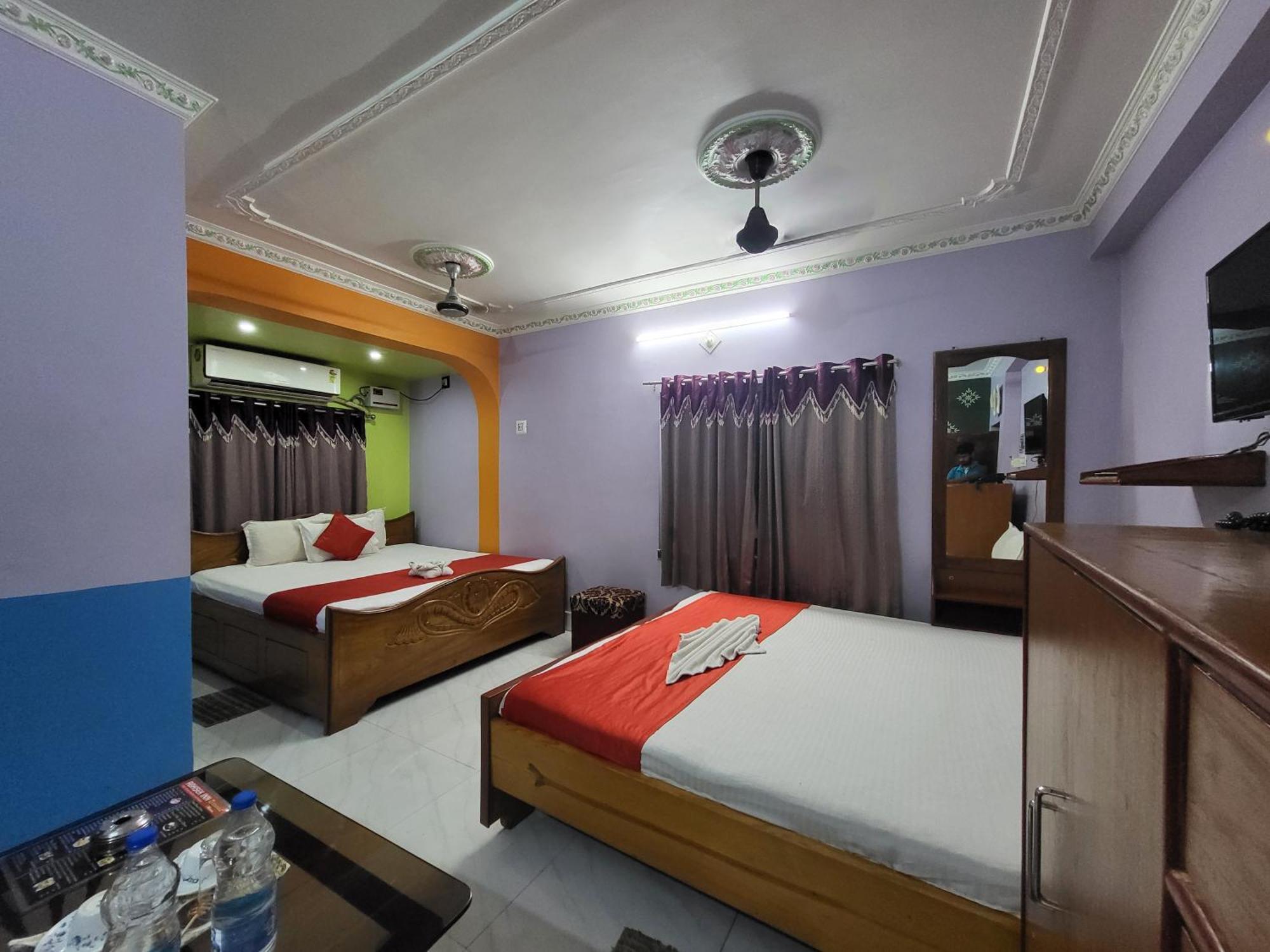Abhishek Inn 디가 외부 사진