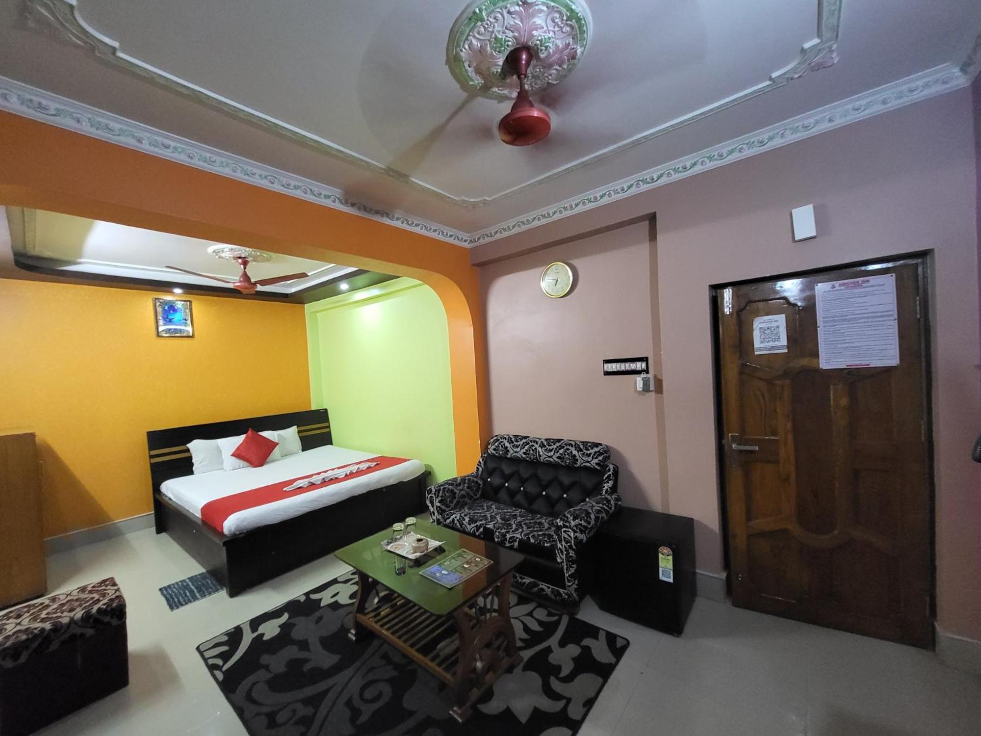 Abhishek Inn 디가 외부 사진